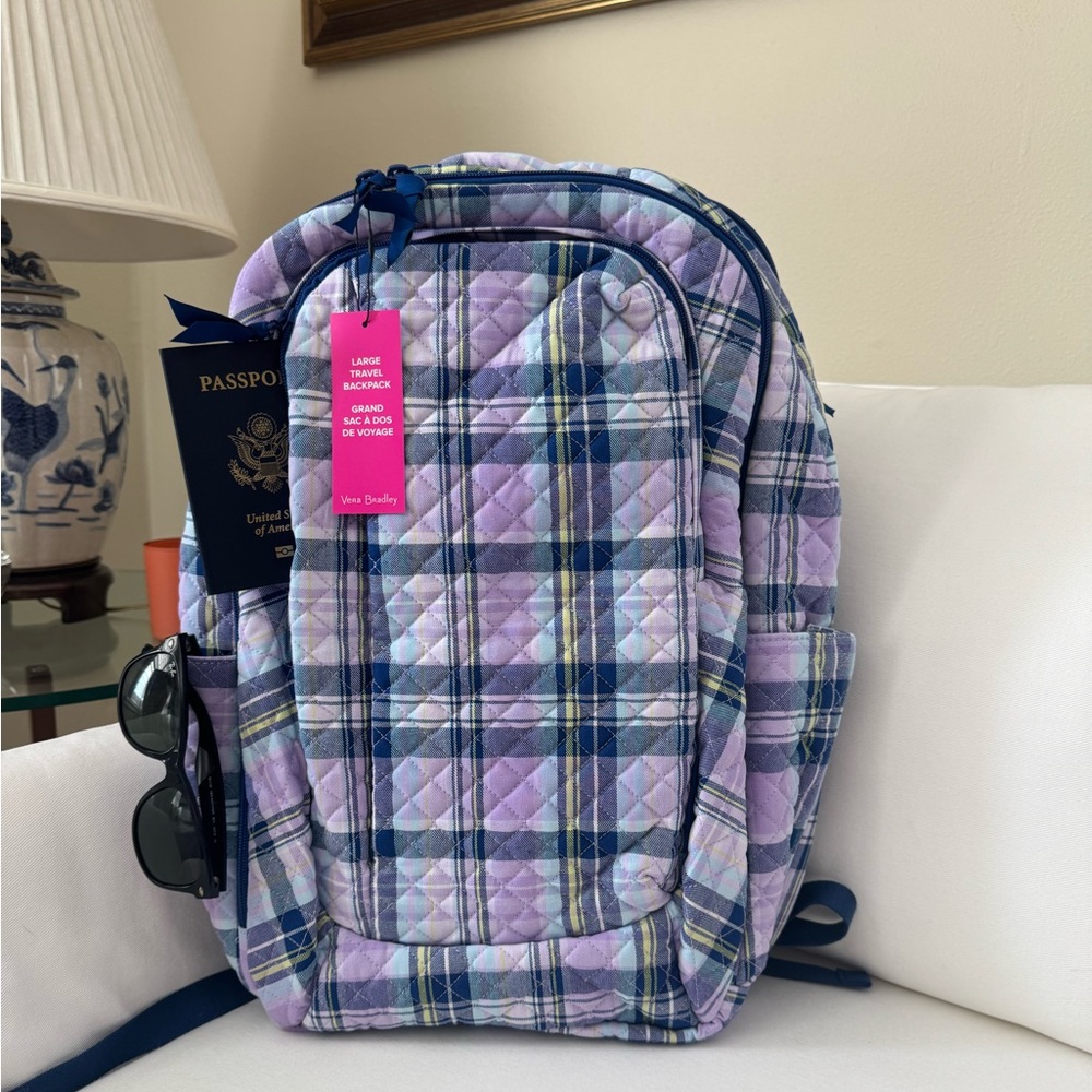 VERA BRADLEY Large Travel Backpack  - NWT